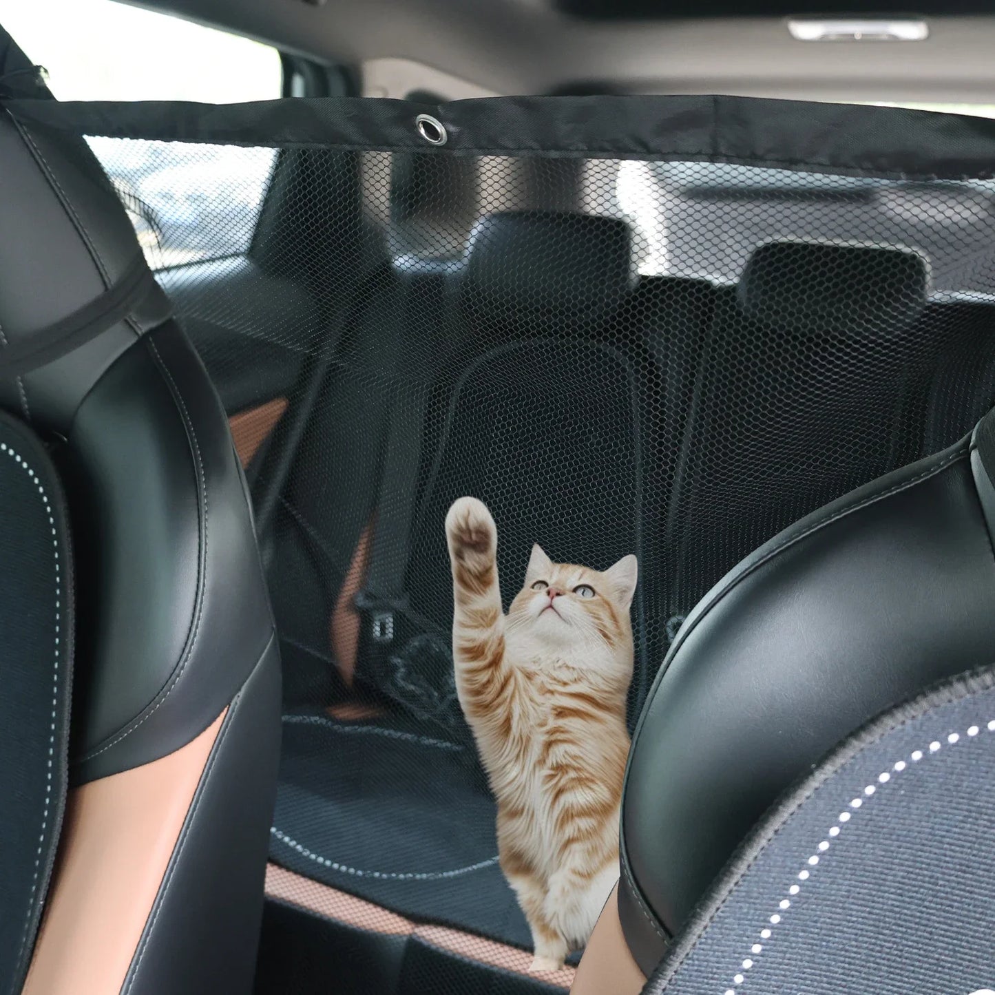 Universal Dog Car Safety Barrier Mesh Net — ISOFIX Compatible for SUVs